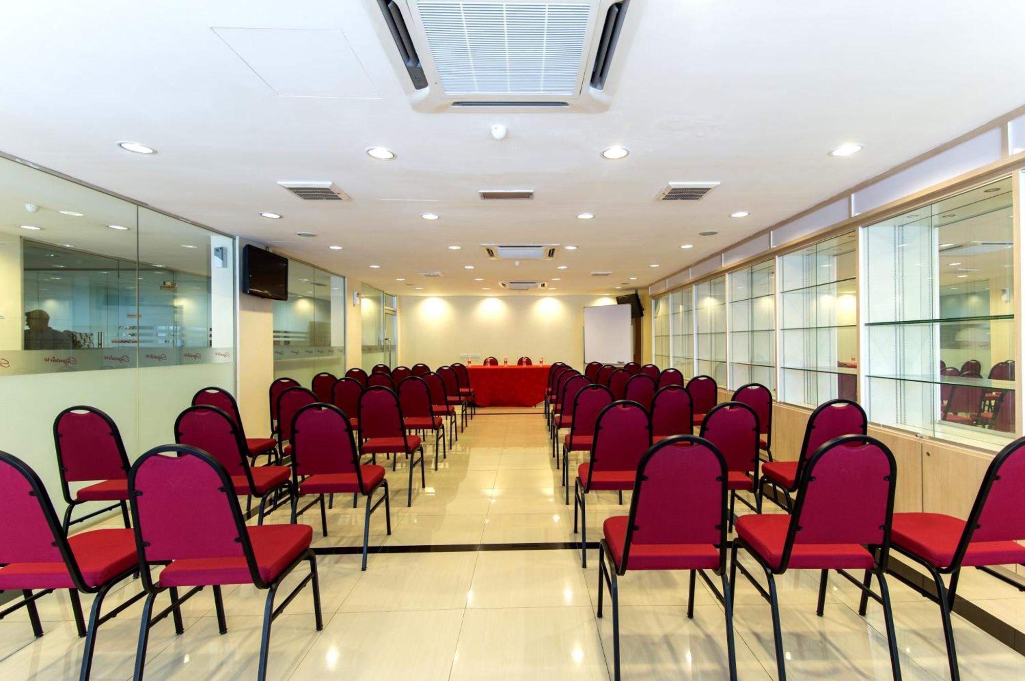 Signature Hotel Kl Sentral Kuala Lumpur Exteriör bild